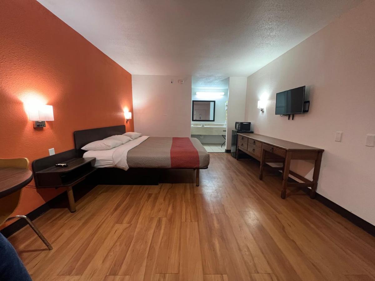 Motel 6 Lake Charles, La Екстериор снимка