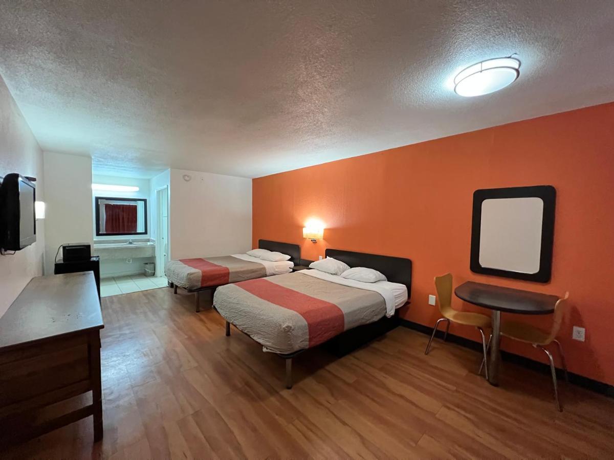 Motel 6 Lake Charles, La Екстериор снимка