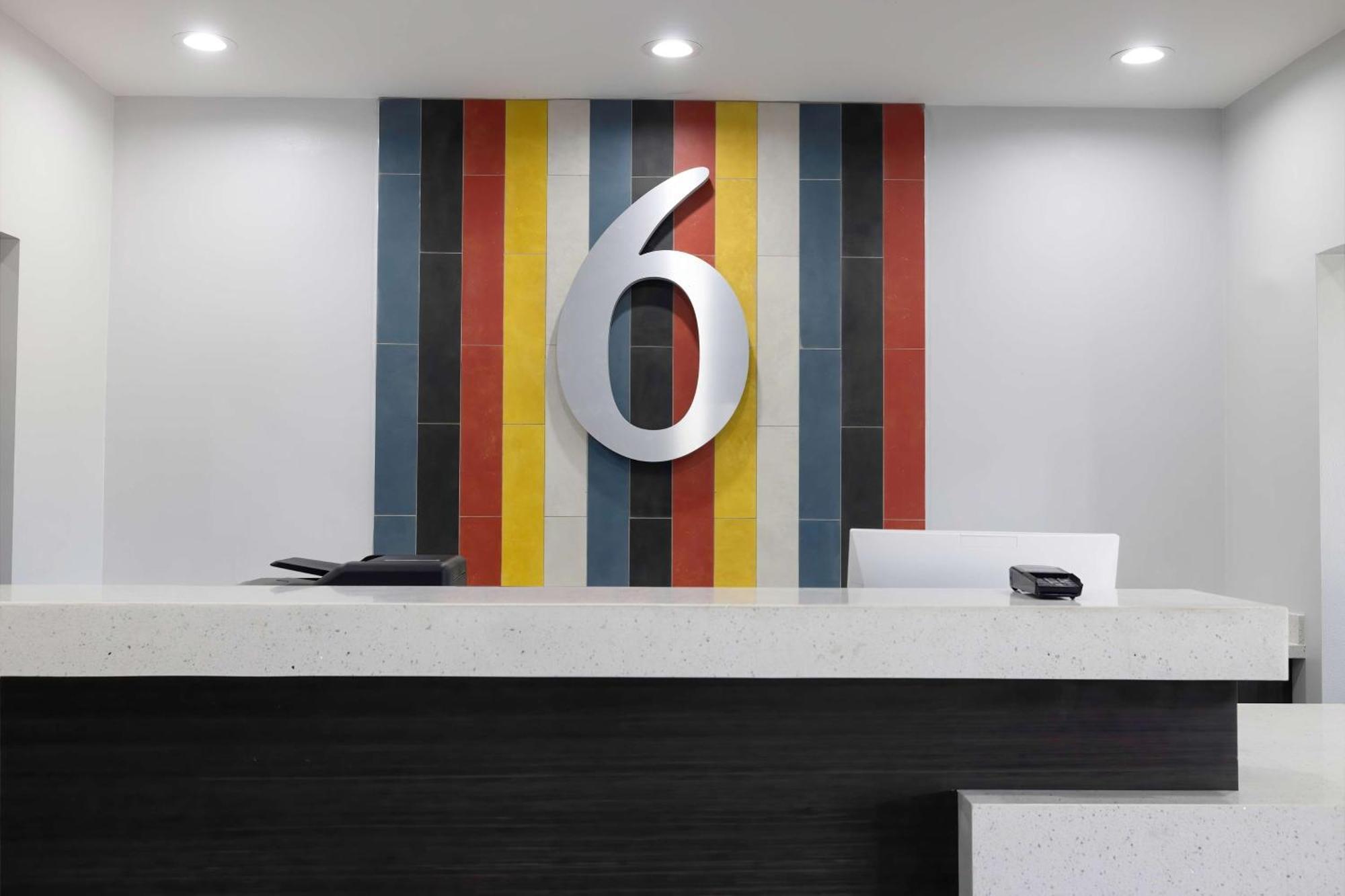 Motel 6 Lake Charles, La Екстериор снимка